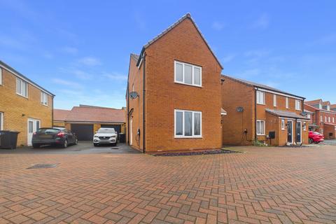 3 bedroom detached house for sale, Icarus Way, Stanground South, PE2
