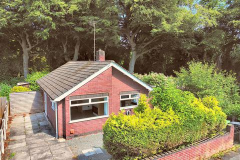 2 bedroom detached bungalow for sale, Meadow Road, Ripley