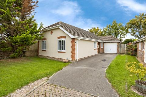undefined, Treadcroft Drive, HORSHAM