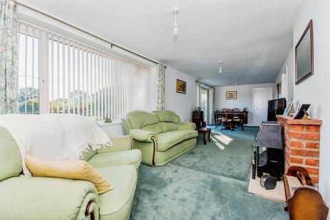 3 bedroom detached bungalow for sale, Main Road, New Bolingbroke, Boston