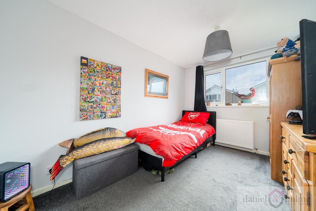 35 Coopers Close-23