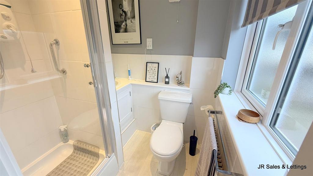 En-Suite Shower Room