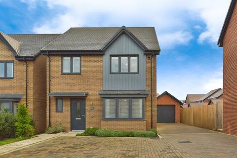 Rambouillet Drive, Whitehouse, Milton Keynes