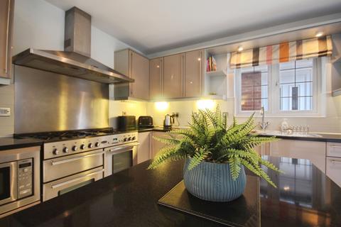 5 bedroom detached house for sale, Follis Walk, COVENTRY