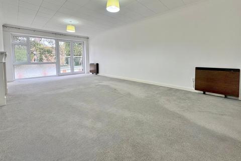 2 bedroom flat to rent, Westbourne