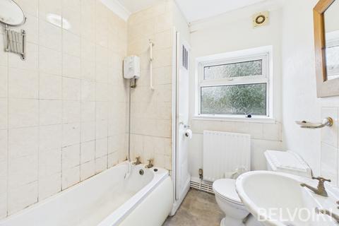 2 bedroom flat for sale, Churchill Road, Walton, Stone, ST15