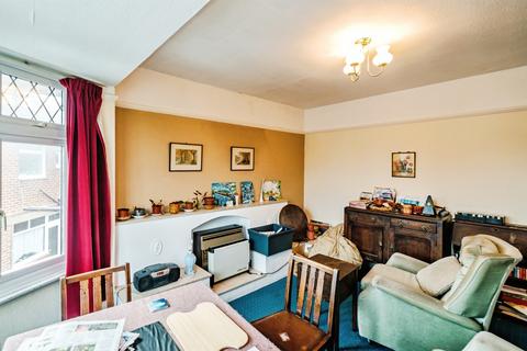1 bedroom flat for sale, Douglas Close, Worthing