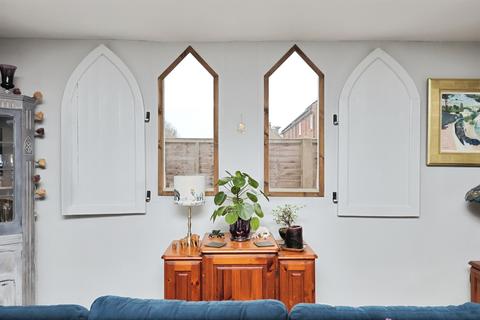 3 bedroom character property for sale, Narborough Road, Pentney