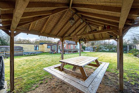 3 bedroom detached house for sale, Bracknell Road, Warfield, Bracknell