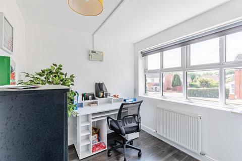 5 bedroom detached house for sale, Harwood Drive, Kettering