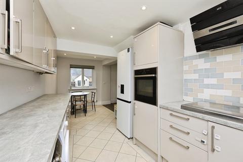 undefined, Sheridan Drive, East Dene, Rotherham