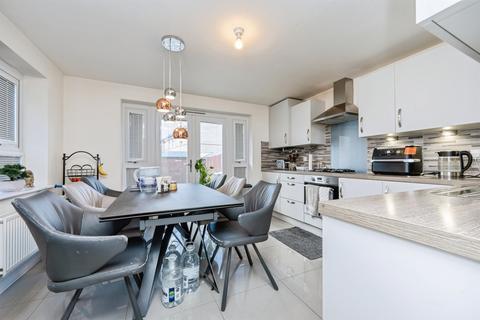 4 bedroom end of terrace house for sale, Thistle Lane, Wixams, Bedford