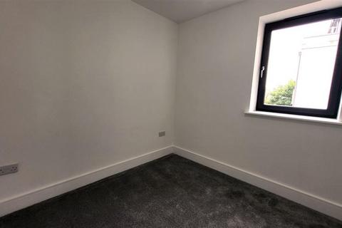 3 bedroom apartment to rent, Baker Street, ENFIELD
