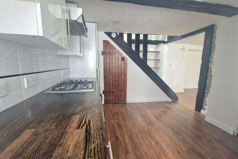 1 bedroom terraced house for sale, Church Walk, Shrivenham, Swindon