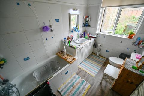 2 bedroom terraced house for sale, Benmoor Road, Creekmoor, Poole, BH17