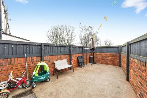 3 bedroom end of terrace house for sale, York Street, Hemsworth, Pontefract