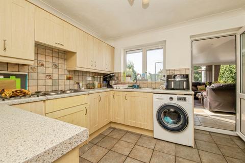 3 bedroom detached bungalow for sale, Holmwood Close, Clacton-On-Sea