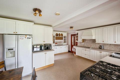 5 bedroom detached house for sale, Thornycroft, Thorpe In Balne, Doncaster