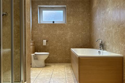 2 bedroom apartment for sale, North Promenade, Lytham St. Annes, FY8