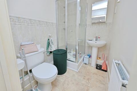 2 bedroom flat for sale, Wherry Road, Norwich