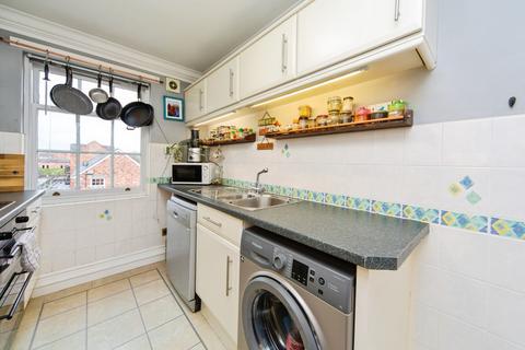2 bedroom duplex for sale, Lower Mersey Street, Ellesmere Port, CH65