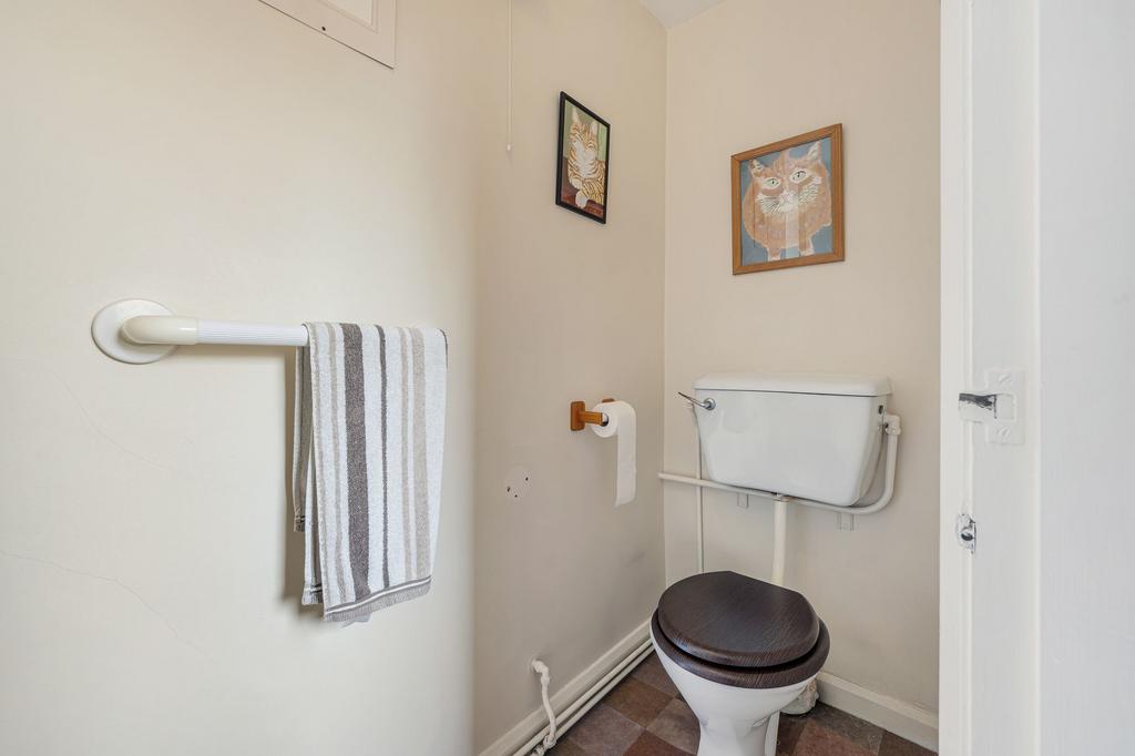 Downstairs wc