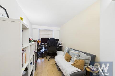 2 bedroom apartment for sale, The Quays, Concordia Street