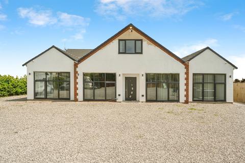 Stonehill, Hatfield Woodhouse, Doncaster