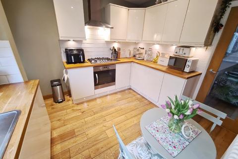 3 bedroom terraced house for sale, Gloucester Road, Droylsden
