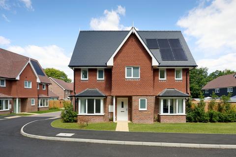 3 bedroom semi-detached house for sale, Spring Bank, Haywards Heath