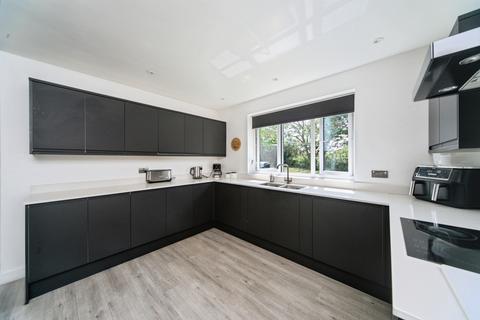 5 bedroom detached bungalow for sale, Glynleigh Road, Hankham, Pevensey