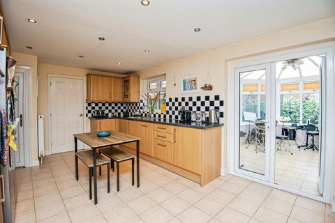 4 bedroom detached house for sale, Cross Field Drive, Woodsetts, Worksop