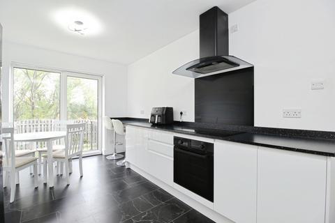 4 bedroom detached house for sale, Troy Rise, Morley, Leeds