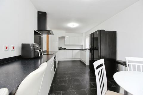 4 bedroom detached house for sale, Troy Rise, Morley, Leeds
