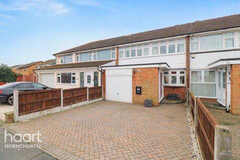 Tangmere Crescent, Hornchurch