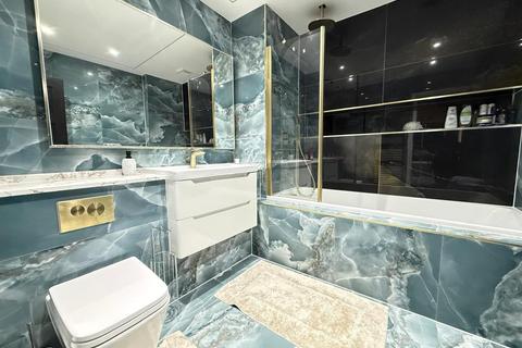 6 bedroom house for sale, Westrow Gardens, Ilford