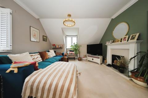 2 bedroom flat for sale, Haybridge Mews, Hagley, Stourbridge