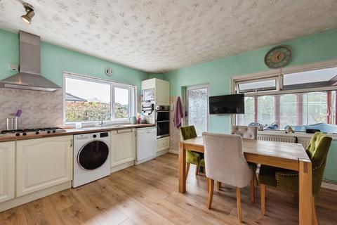3 bedroom detached bungalow for sale, Crown Street, BRANDON