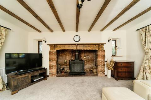 4 bedroom detached house for sale, Old Drive, Polegate