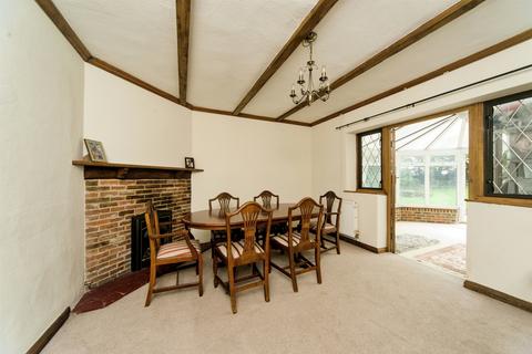 4 bedroom detached house for sale, Old Drive, Polegate