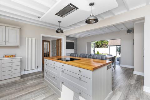 undefined, Knightscroft Avenue, Rustington, BN16