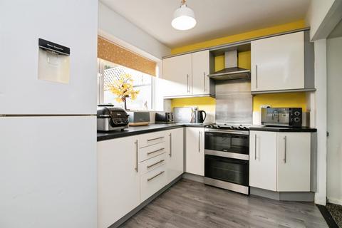 3 bedroom semi-detached house for sale, Wrens Nest Road, Dudley