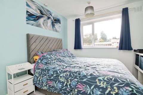 3 bedroom semi-detached house for sale, Wrens Nest Road, Dudley