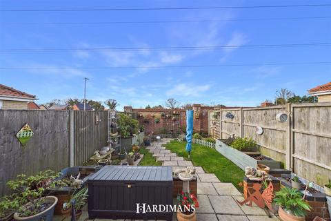 undefined, Broad Fleet Close, Oulton, Lowestoft