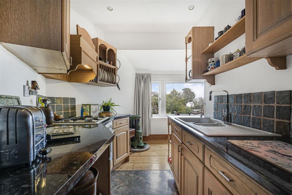 Kitchen (1)