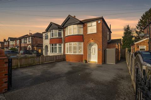 3 bedroom semi-detached house for sale, Norris Road, Sale M33