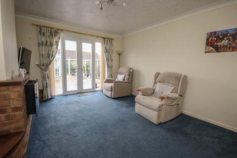 2 bedroom end of terrace house for sale, Bedford Drive, King's Lynn, PE30