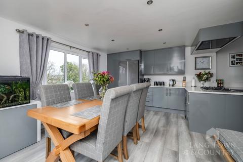 2 bedroom detached bungalow for sale, First Avenue, Plymouth PL9
