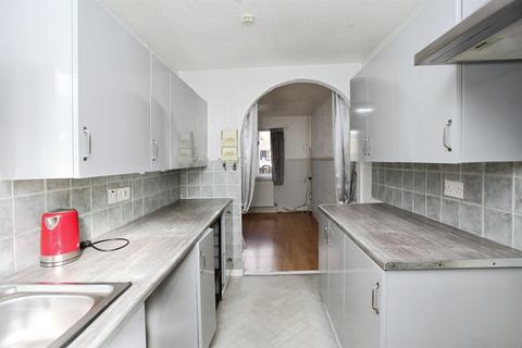 4 bedroom end of terrace house for sale, Maesglas Avenue, NEWPORT