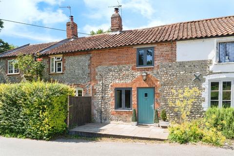 2 bedroom character property for sale, Grove Corner, Roughton, Norwich